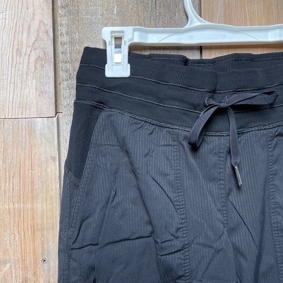 Lululemon Dance Studio Joggers - Picture 2 of 7